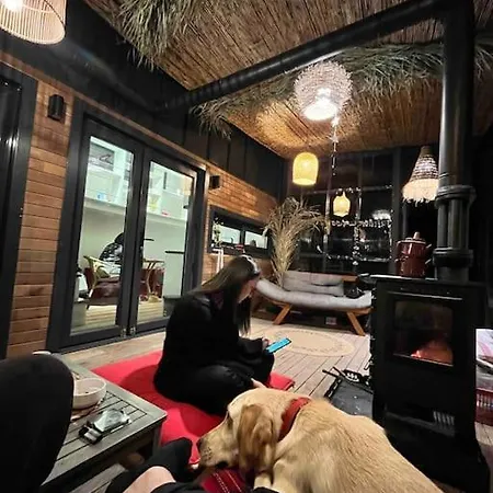 Case de vacanță Kaktues Ev Soeguet